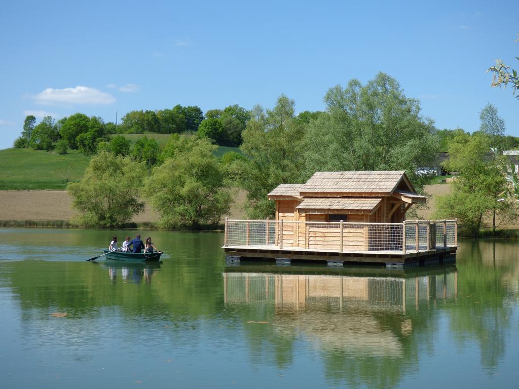Готель Cabanes Flottantes Du Lac De Pelisse Douzains Екстер'єр фото
